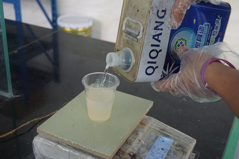 小蝌蚪视频下载污QU-3003 PU特清透明底漆精确调配