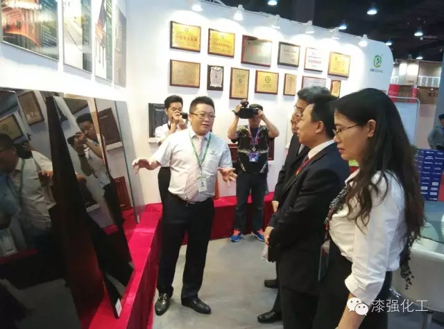 小蝌蚪视频下载污资讯_中国国际中小企业博览会事务局局长何佐贤