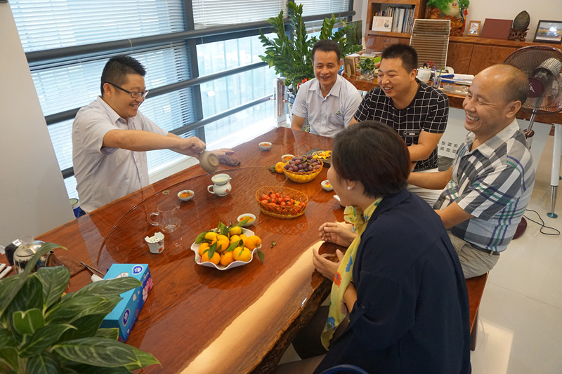 湖南商会小蝌蚪视频黄协会会长李祖成先生到访小蝌蚪视频下载污化工